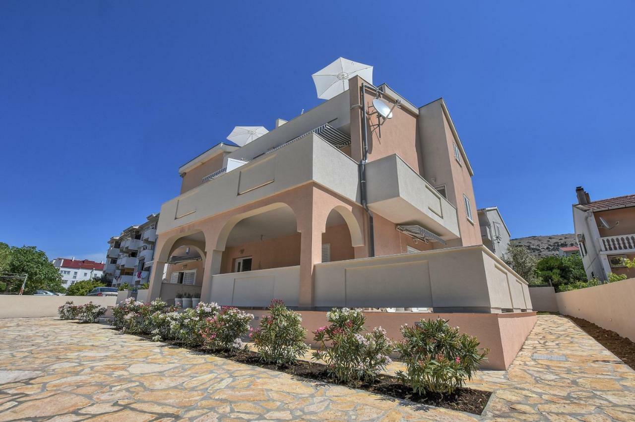 Villa Magena - Luxury Apartments In Pag Center Pag Town Exterior photo