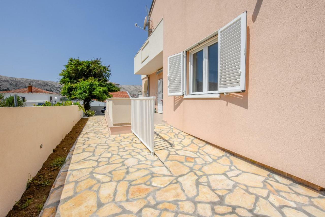 Villa Magena - Luxury Apartments In Pag Center Pag Town Exterior photo