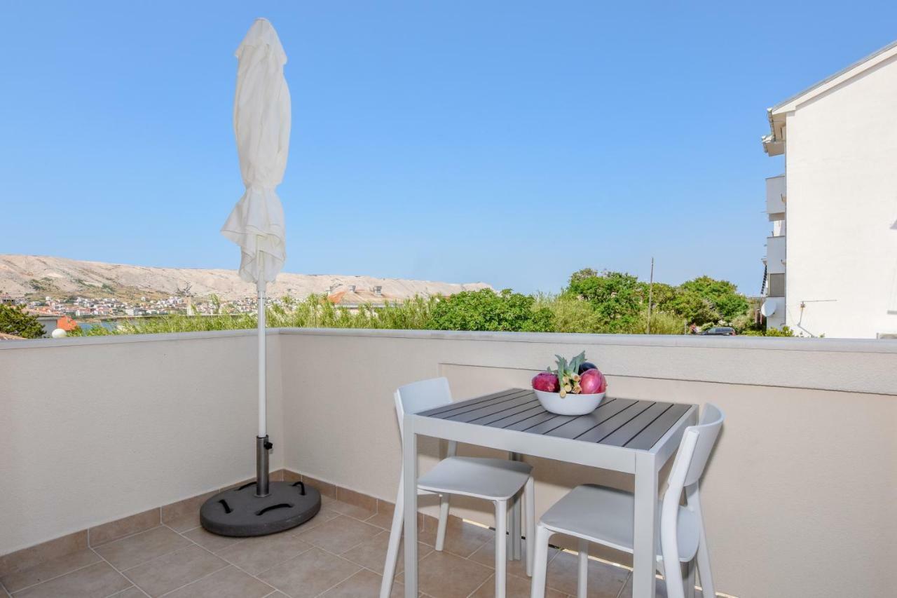 Villa Magena - Luxury Apartments In Pag Center Pag Town Exterior photo